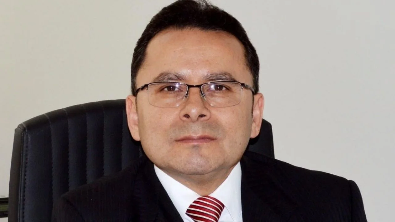 Juan Miguel Morales Monter es acusado de protegar a padres que cometen violencia vicaria.