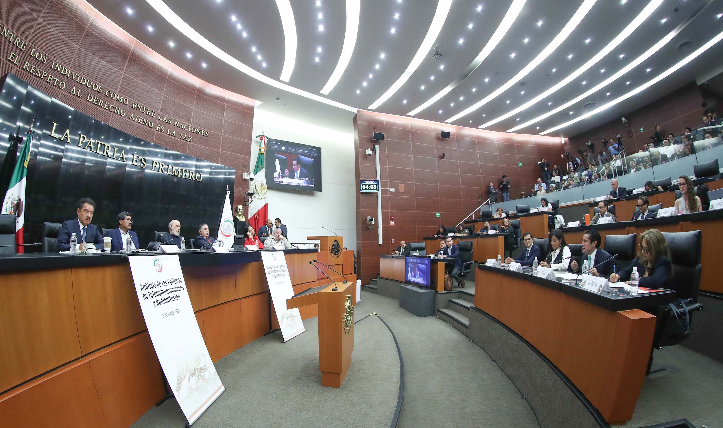 Conversatorios en torno a la propuesta de reforma a la Ley Federal de Telecomunicaciones.
